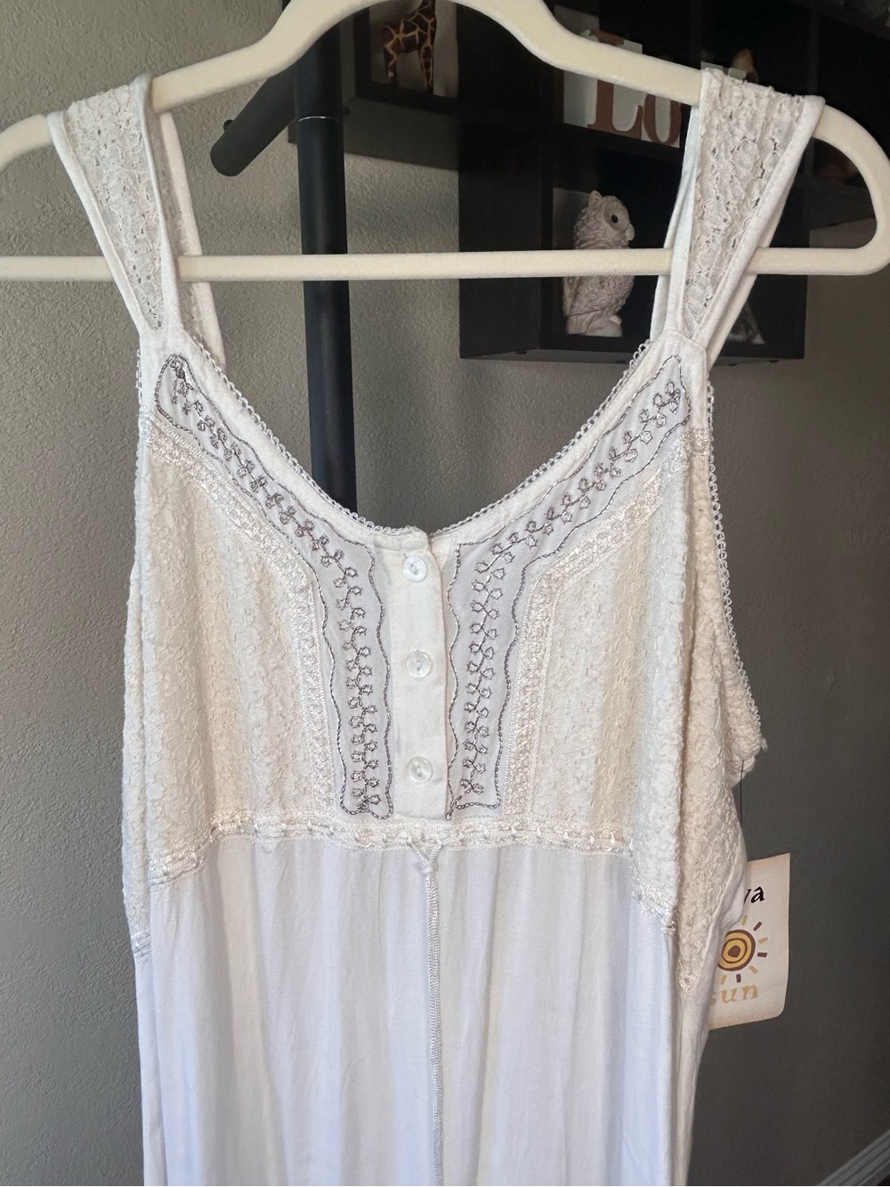Raya Sun embroidered sleeveless dress, lightweight cotton-rayon blend, size L - Picture 2 of 11